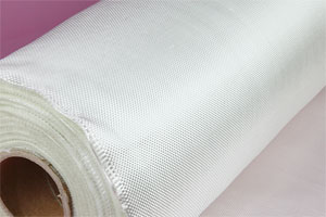 無堿玻璃纖維細布 平紋玻纖布 滑雪板運動器材用玻纖基布薄布EW100/E136 玻璃鋼原材料廠家 無堿玻璃纖維細布 平紋玻纖布 滑雪板運動器材用玻纖基布薄布EW100/E136 玻璃鋼原材料廠家